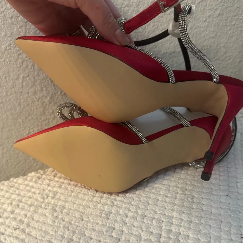 Elegant Red Stiletto Heels with Rhinestone Bow Accents